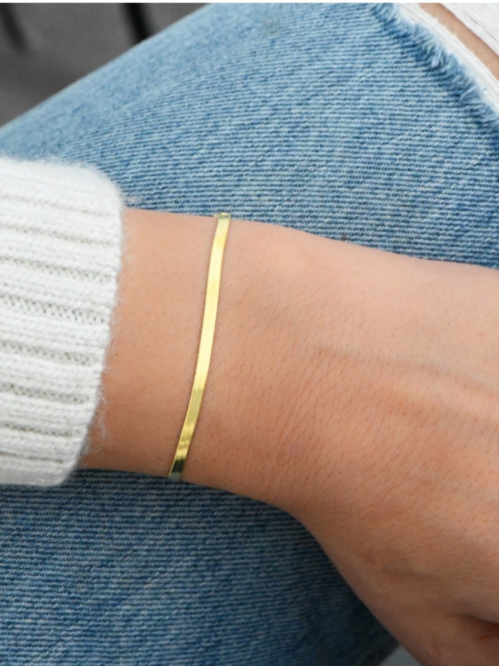 10k Solid Gold Herringbone 2mm, 7 1/4” Herringbone Chain Bracelet in Yellow Gold